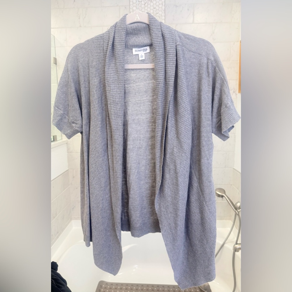 St. John's Bay Heather Gray Knit Top